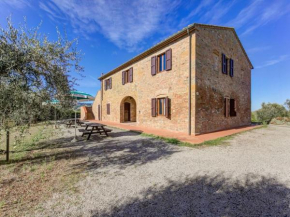 Inviting Apartment in Gambassi Terme Fi with Garden Santa Croce Sull'arno